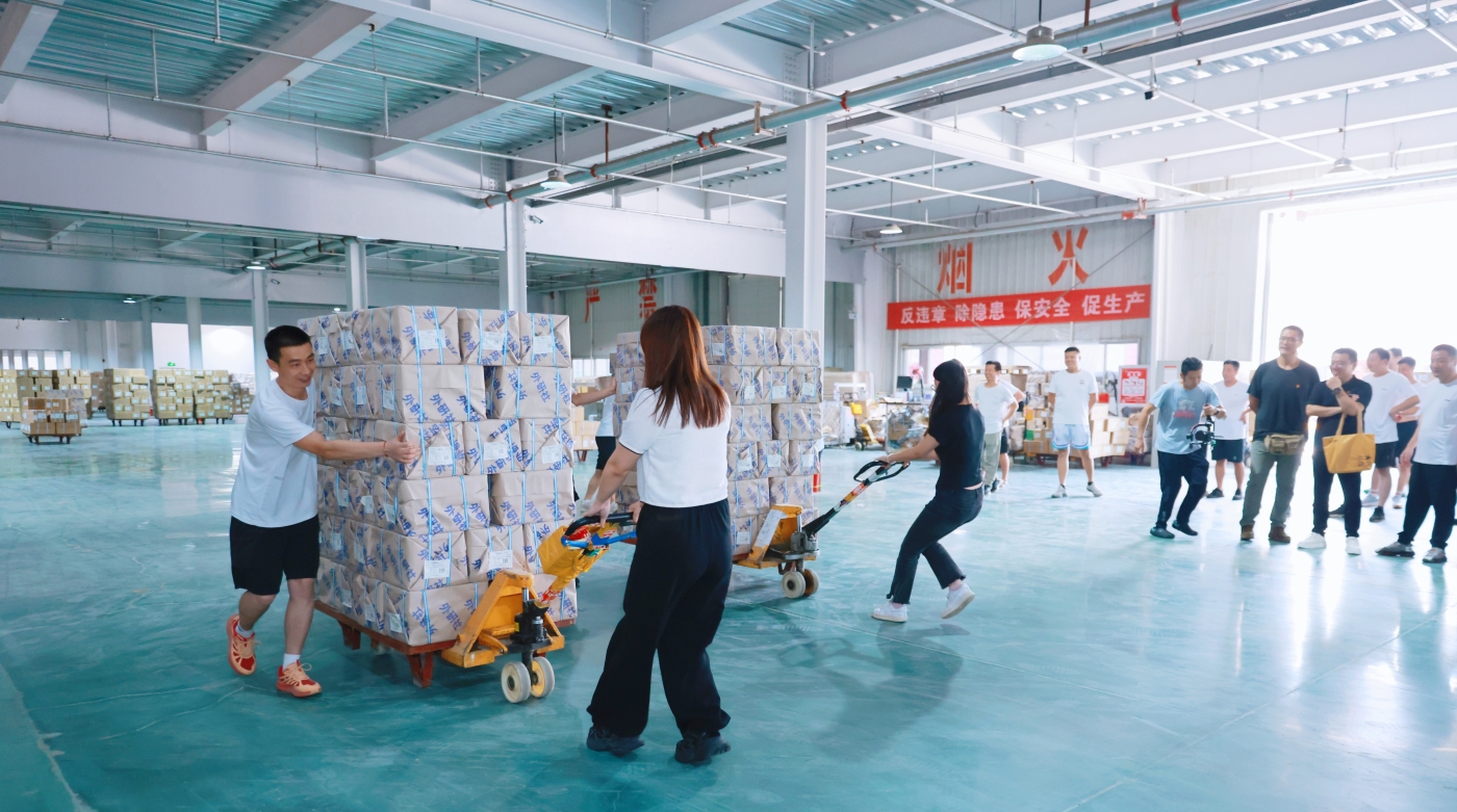 大兴活动现场.JPG 大兴活动现场.JPG