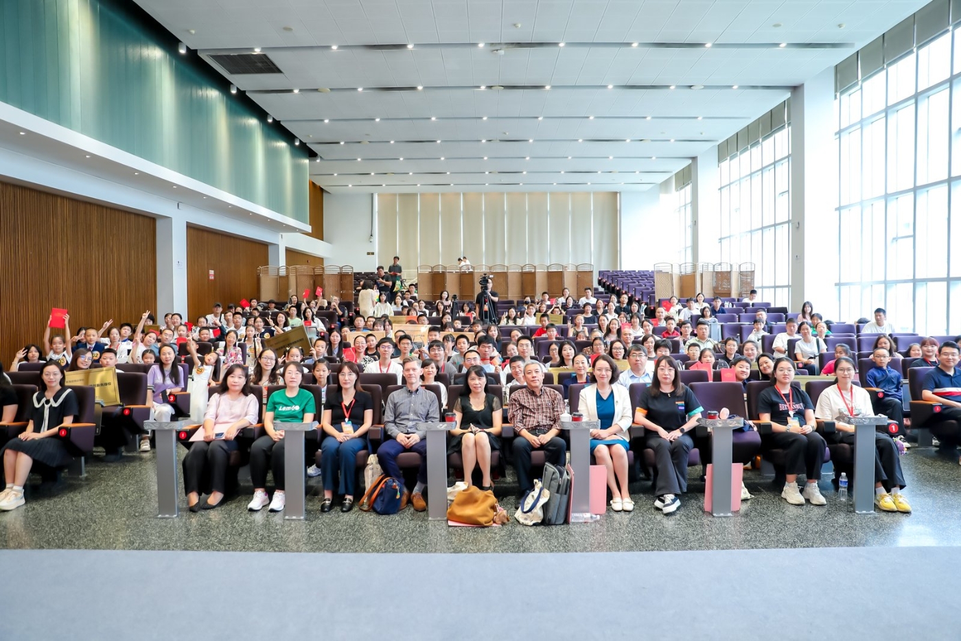 11 全场合影留念 11 全场合影留念