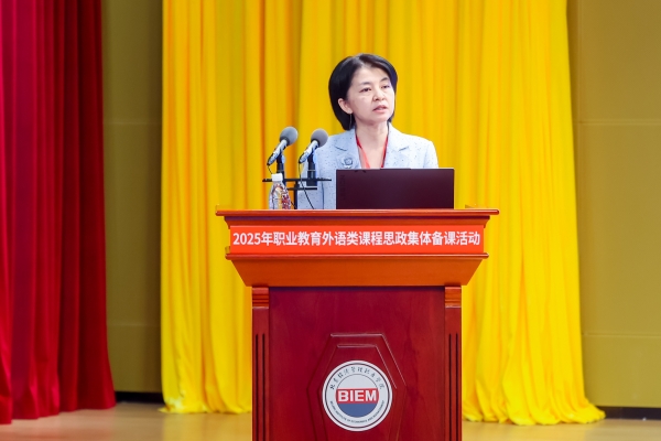 7 林妍梅 7 林妍梅