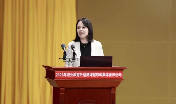 12 王月会(这张无原图,可小点,其他专家也请按这个大小统一放) 12 王月会(这张无原图,可小点,其他专家也请按这个大小统一放)