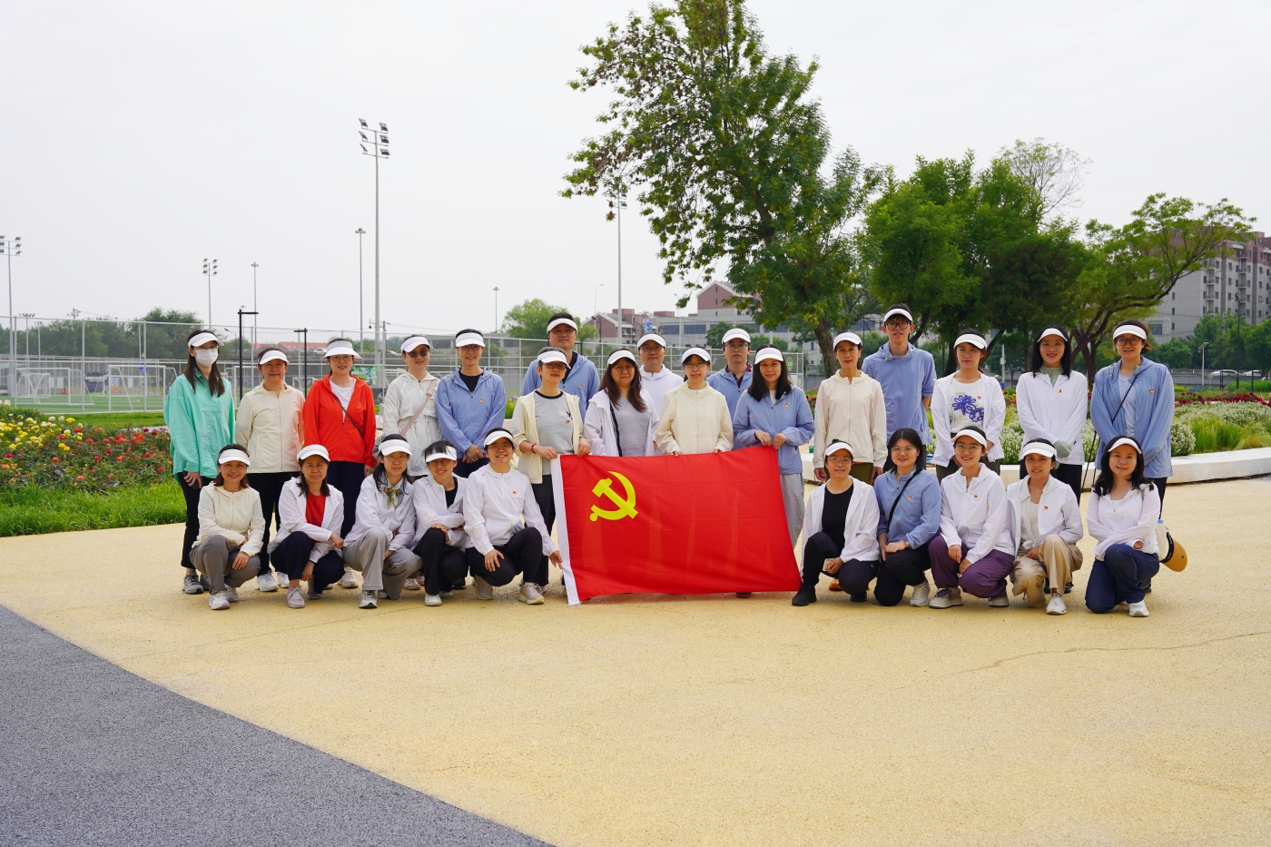 树牢正确政绩观 凝心聚力健步行——外研集团（外研社）党委第十四党支部联合北京外国语大学教工健跑协会、外研跑团开展党建活动6